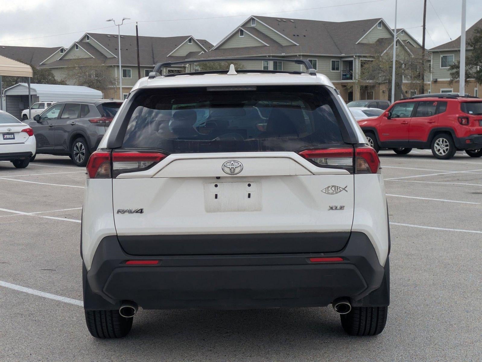 2019 Toyota RAV4 XLE Premium FWD (Natl)