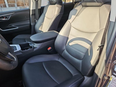 2022 Toyota RAV4 XLE Premium FWD (Natl)