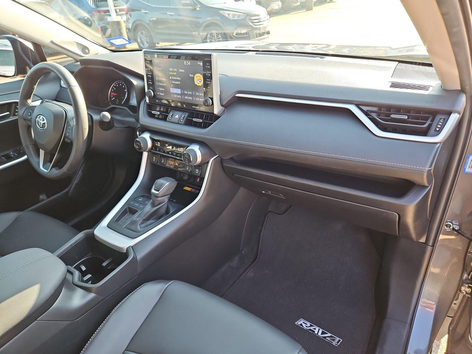2022 Toyota RAV4 XLE Premium FWD (Natl)