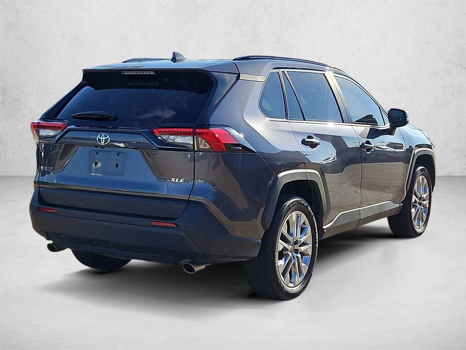 2022 Toyota RAV4 XLE Premium FWD (Natl)