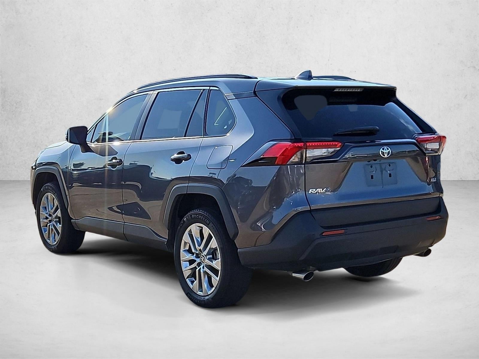 2022 Toyota RAV4 XLE Premium FWD (Natl)