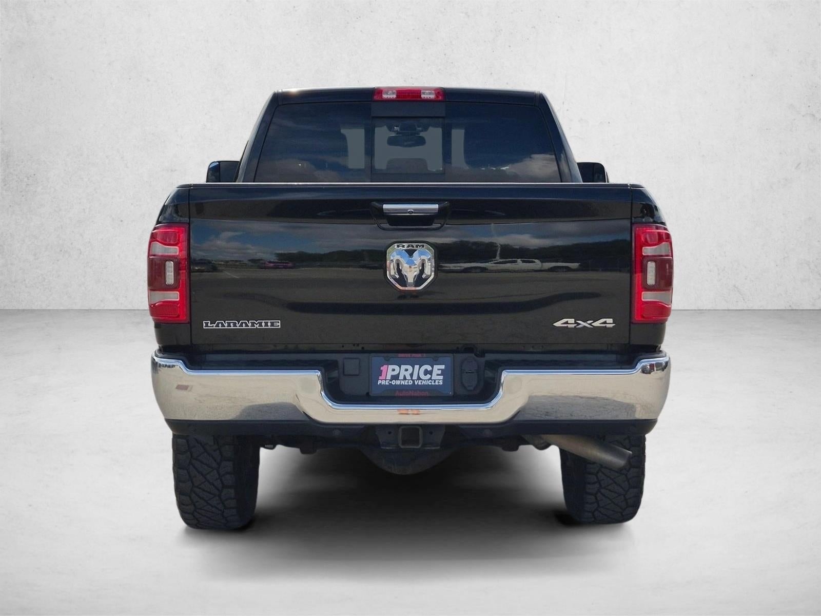 2022 RAM 2500 Laramie 4x4 Crew Cab 6'4" Box