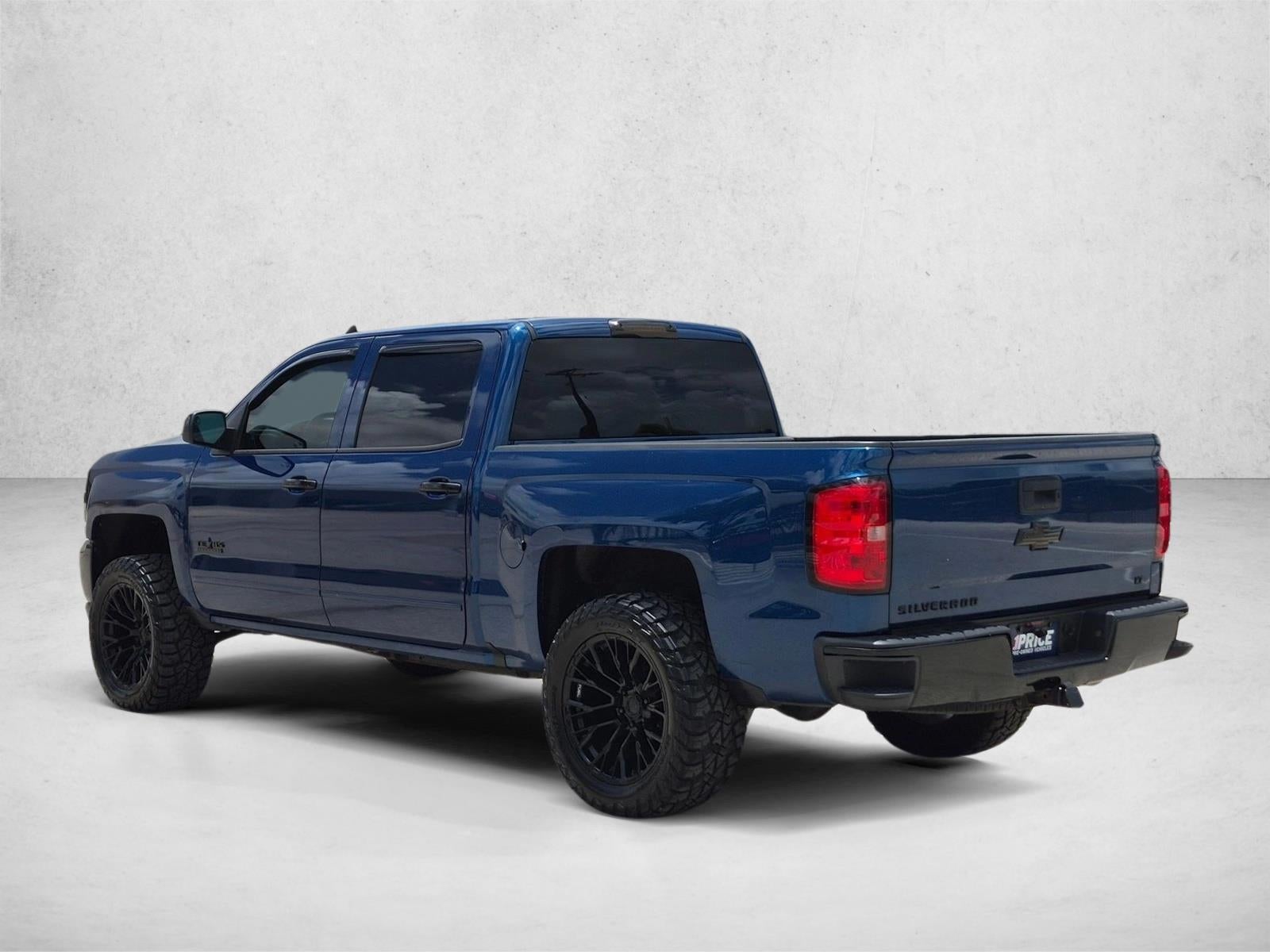 2017 Chevrolet Silverado 1500 Crew Cab Short Box 2-Wheel Drive LT