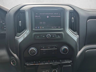 2022 Chevrolet Silverado 1500 Crew Cab Short Box 4-Wheel Drive Custom Trail Boss