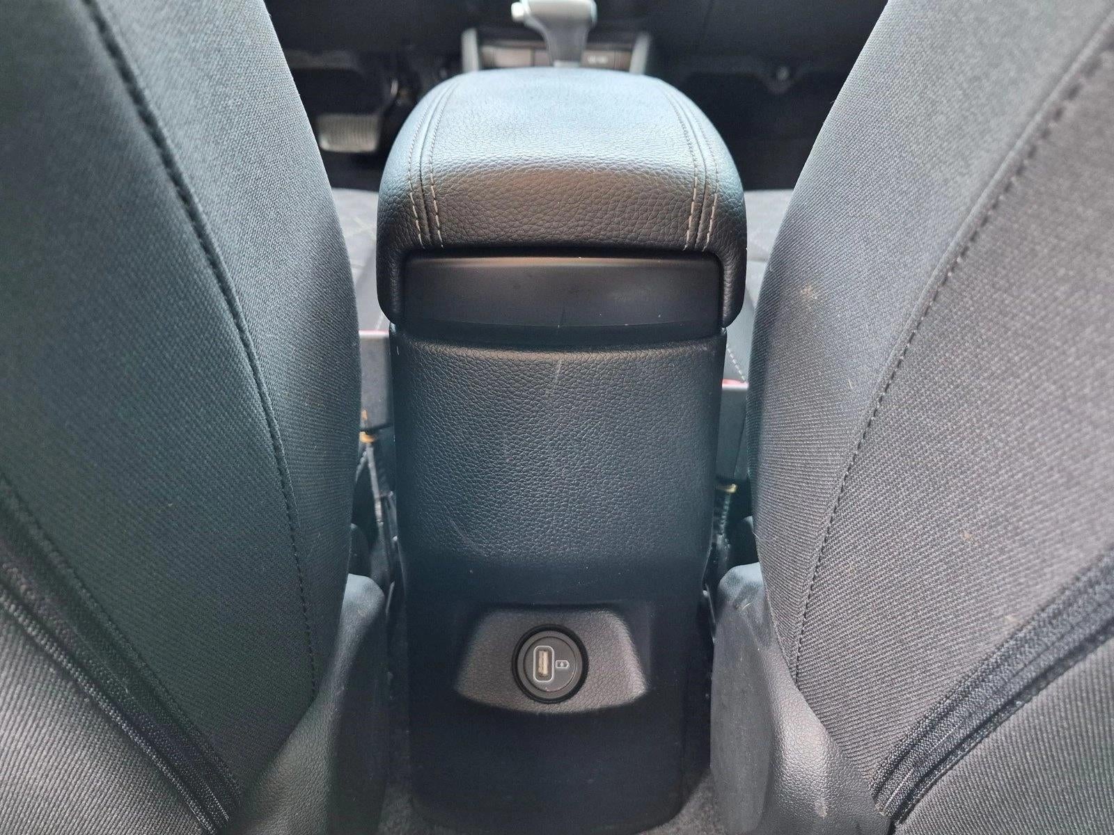 2023 Kia Rio 5-Door S IVT