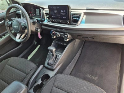 2023 Kia Rio 5-Door S IVT