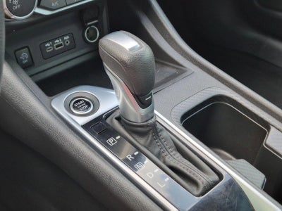 2025 Nissan Sentra SV CVT