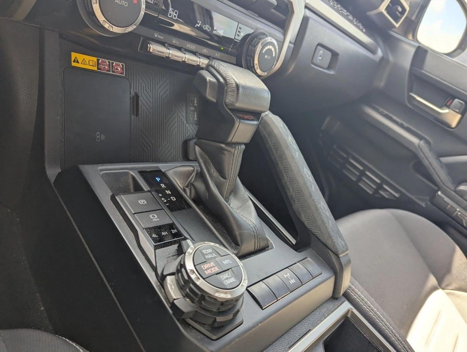 2024 Toyota Tacoma 4WD 4WD TRD Off Road Double Cab 5' Bed AT (Natl)