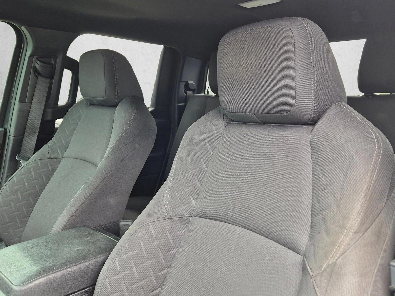 2024 Toyota Tacoma 2WD 2WD SR Double Cab 5' Bed AT (Natl)