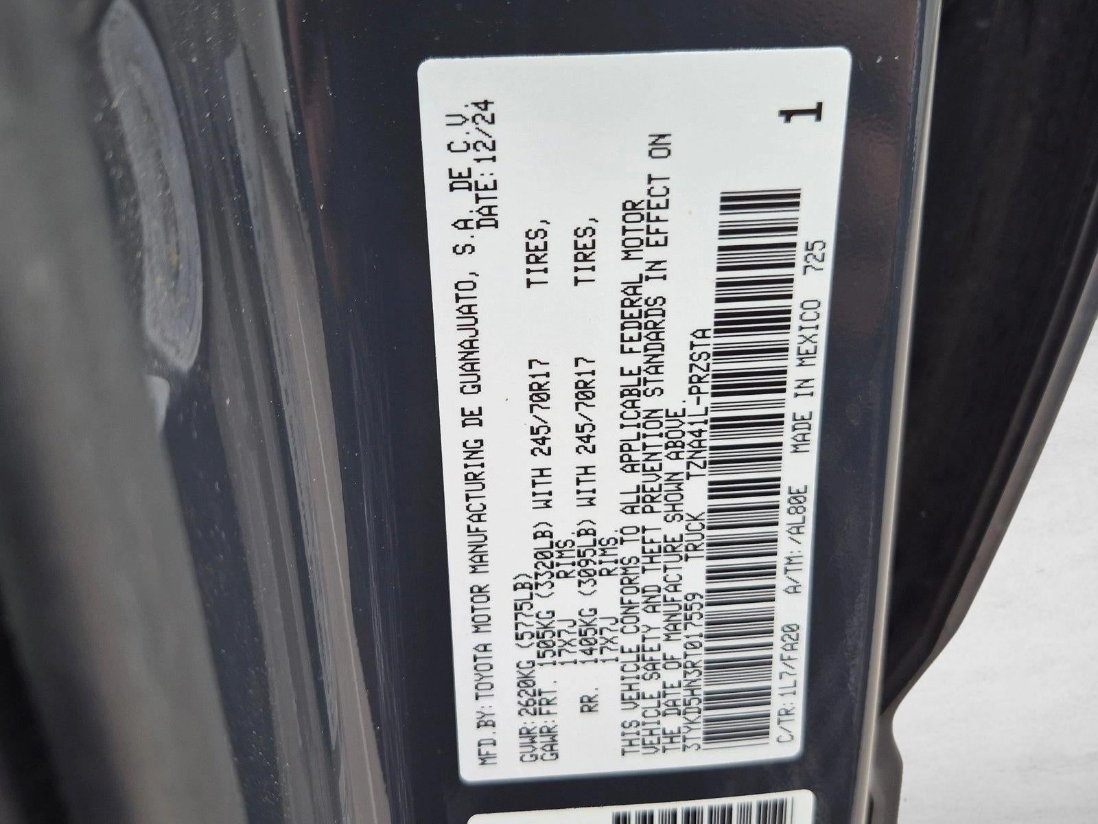 2024 Toyota Tacoma 2WD 2WD SR Double Cab 5' Bed AT (Natl)
