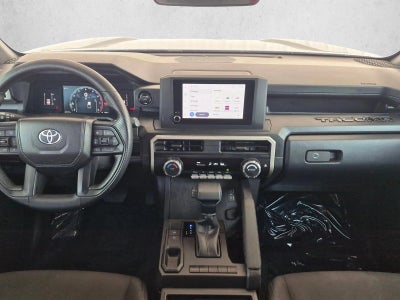 2024 Toyota Tacoma 2WD 2WD SR Double Cab 5' Bed AT (Natl)