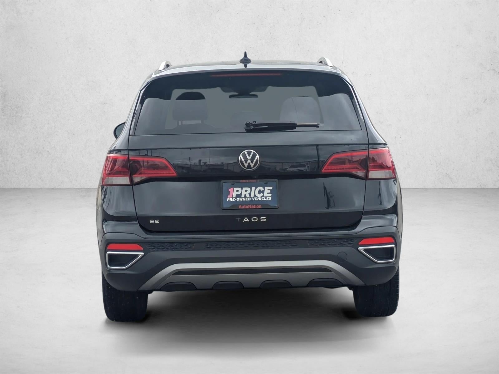 2024 Volkswagen Taos SE FWD