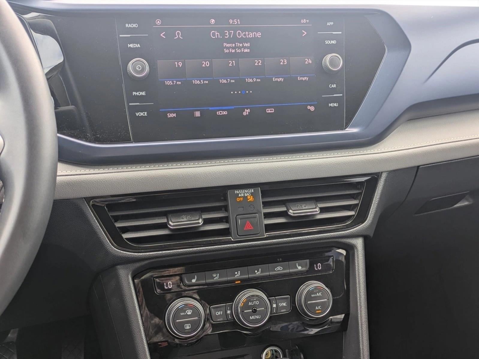 2024 Volkswagen Taos SE FWD