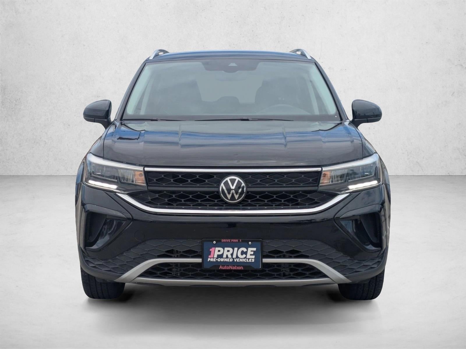 2024 Volkswagen Taos SE FWD