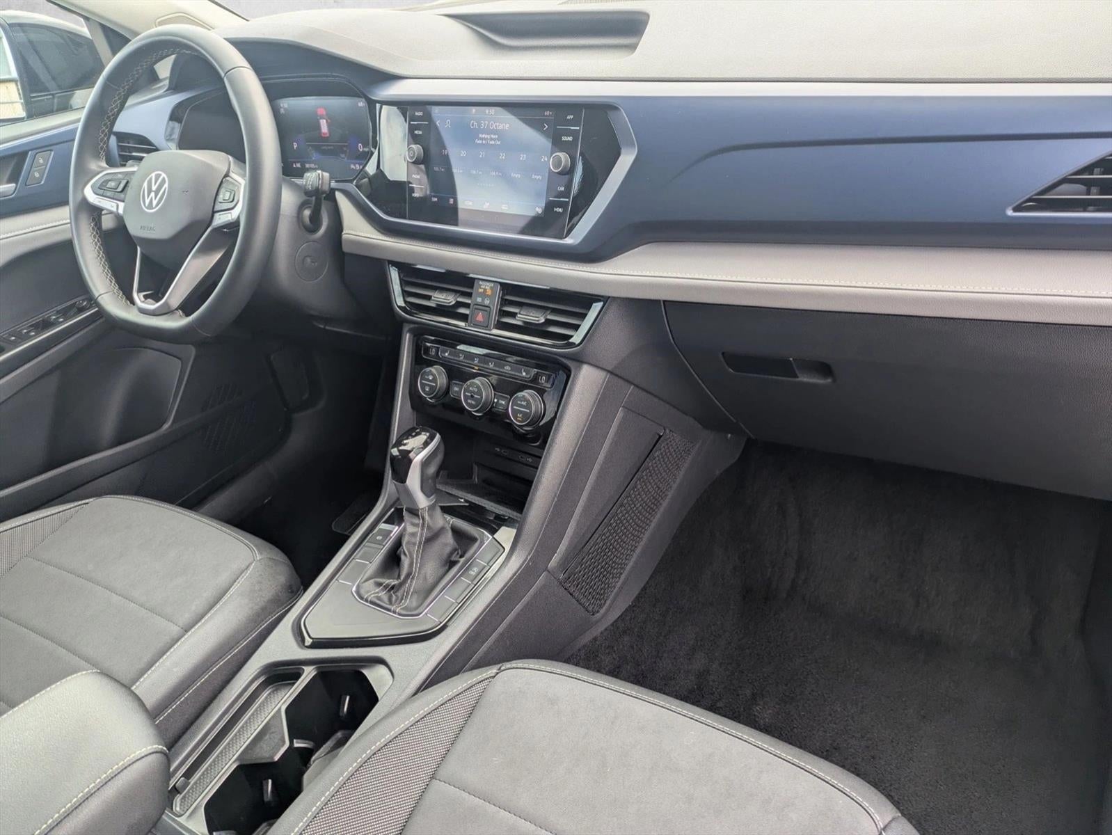 2024 Volkswagen Taos SE FWD