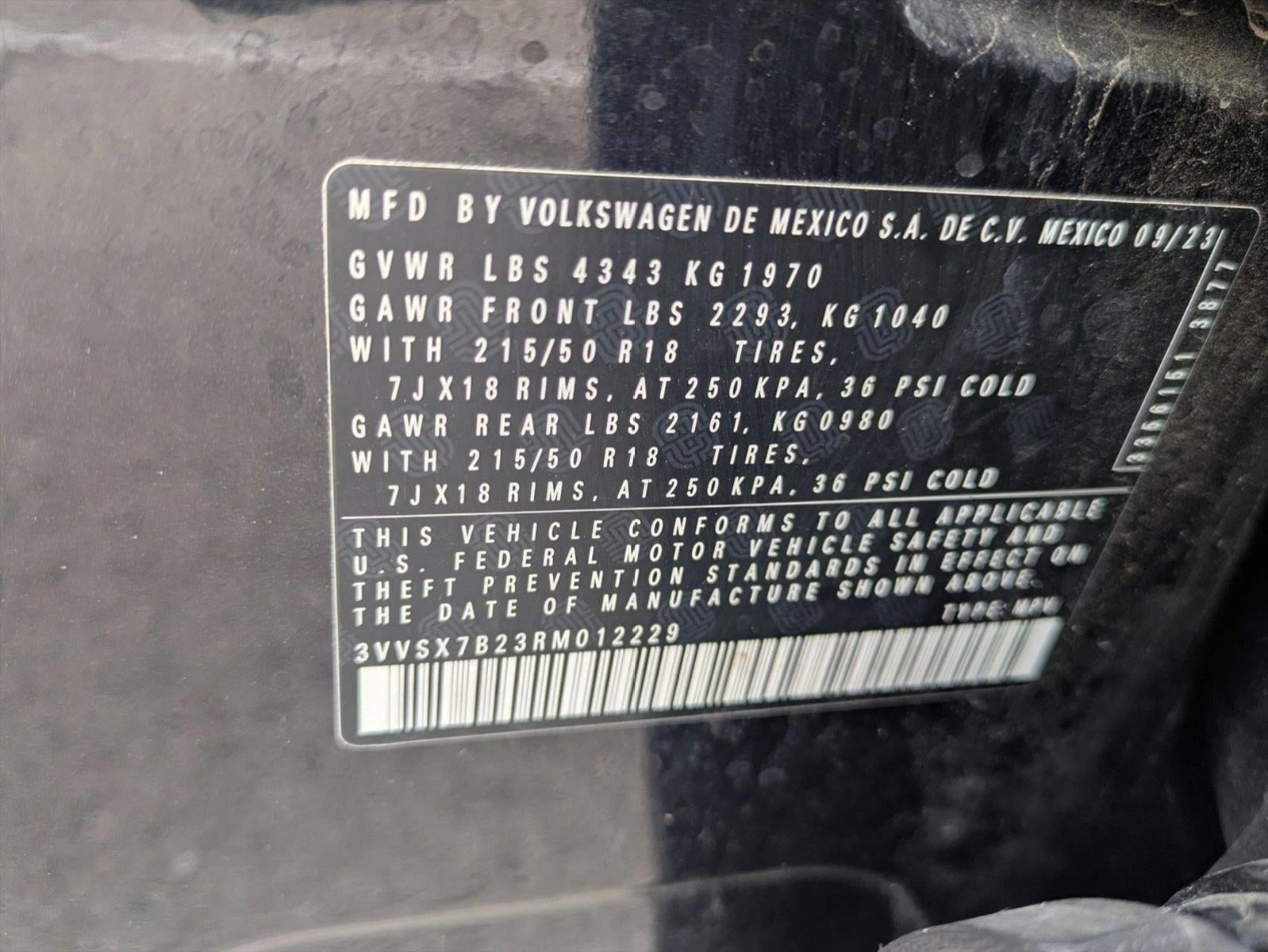 2024 Volkswagen Taos SE FWD