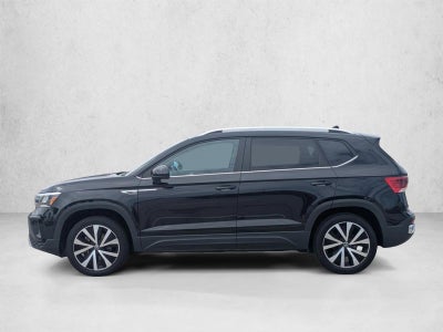 2024 Volkswagen Taos SE FWD