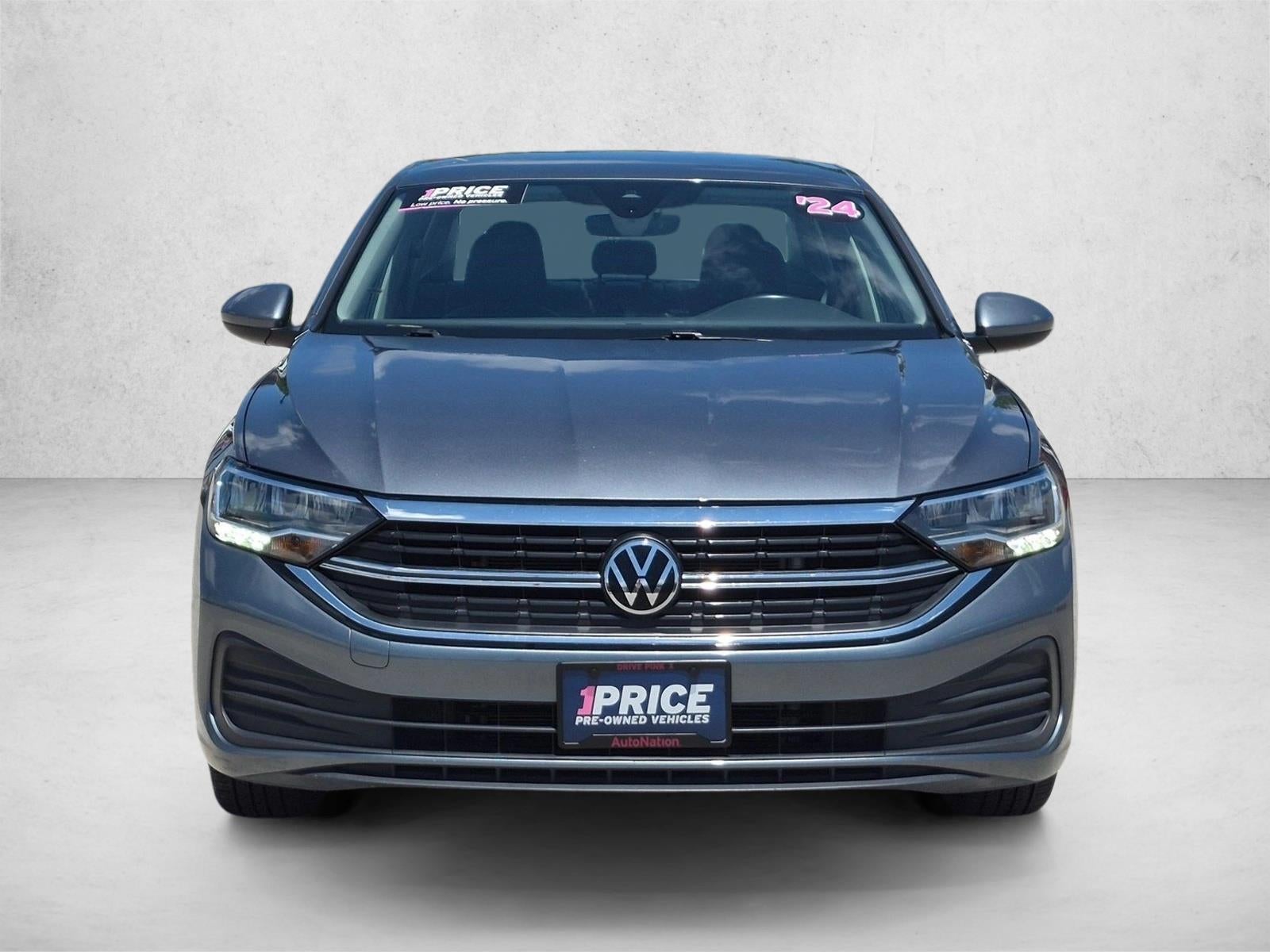2024 Volkswagen Jetta SE Auto