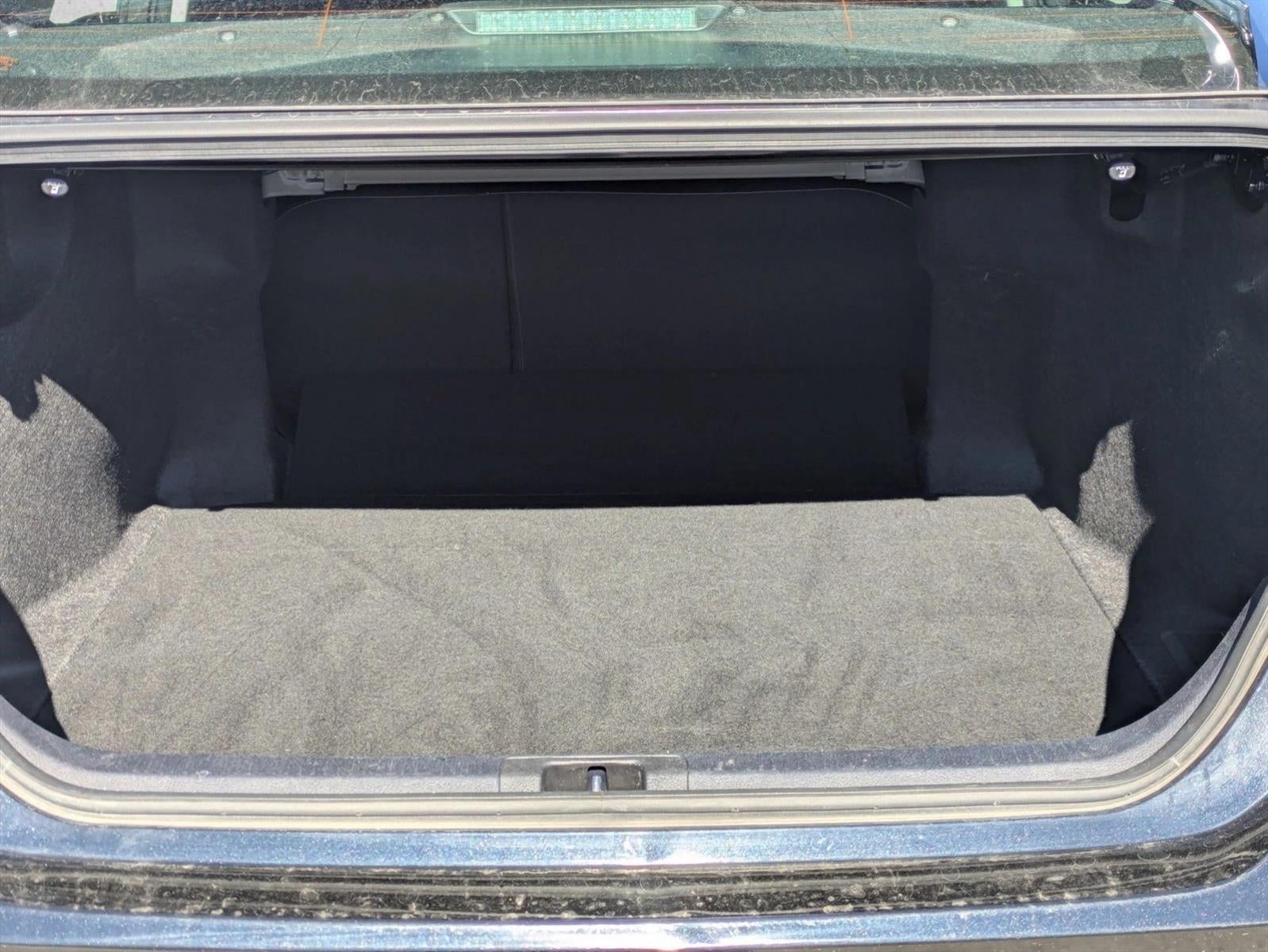 2025 Toyota Camry LE (SE)