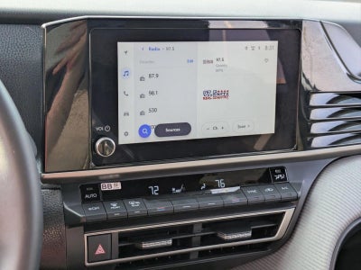 2025 Toyota Camry SE (SE)