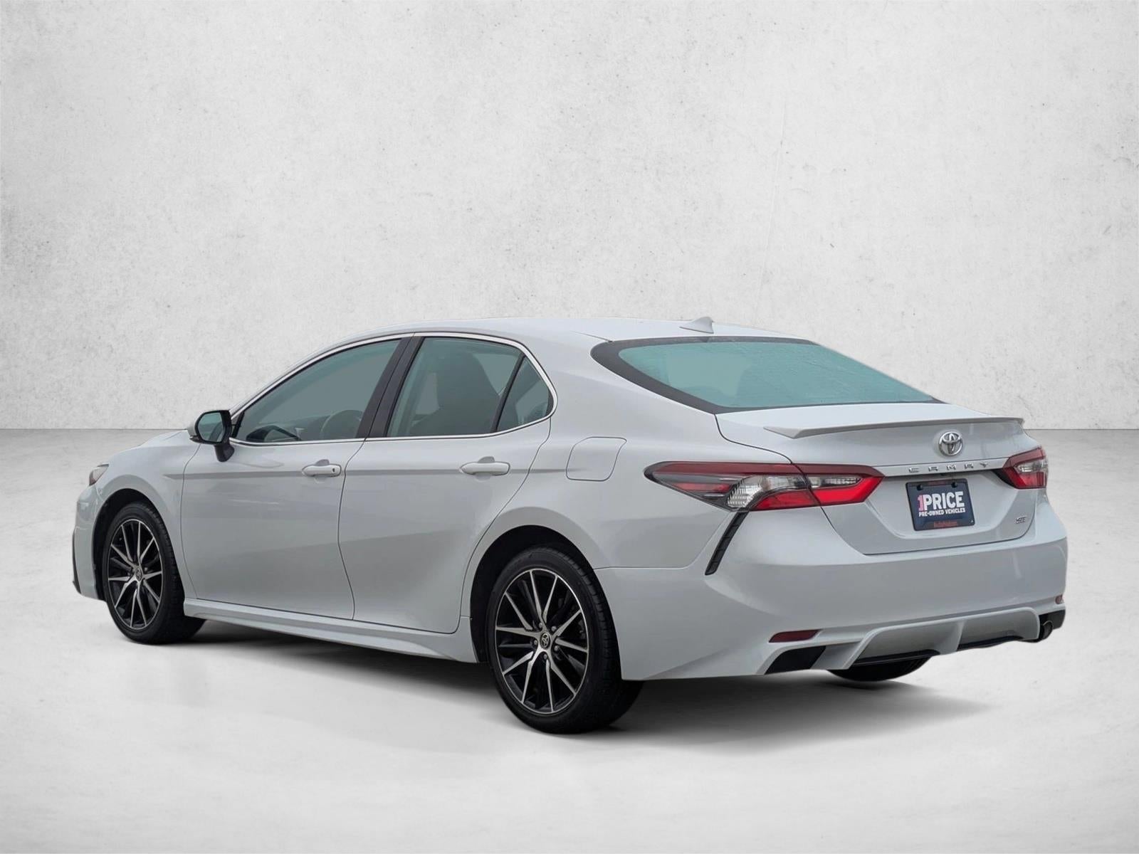 2024 Toyota Camry SE Auto (SE)