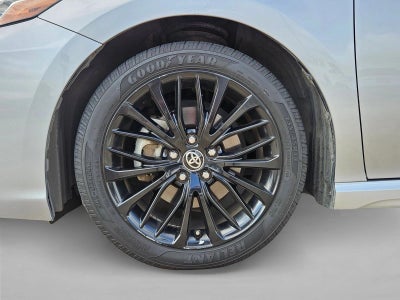 2020 Toyota Camry SE Nightshade Auto (Natl)