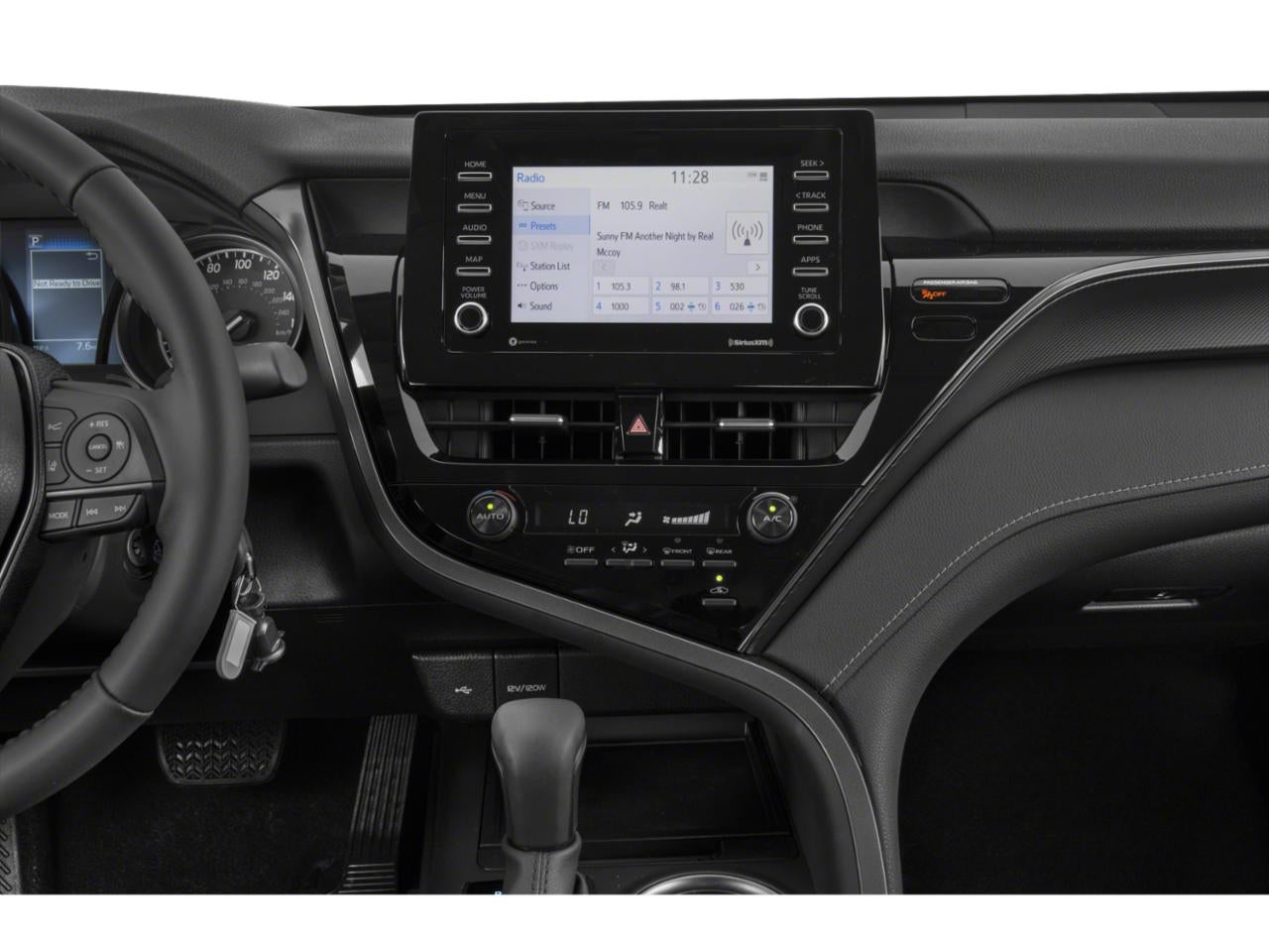 2022 Toyota Camry SE Auto (SE)