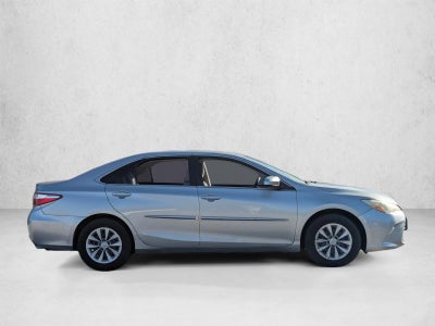 2016 Toyota Camry 4dr Sdn I4 Auto LE (SE)