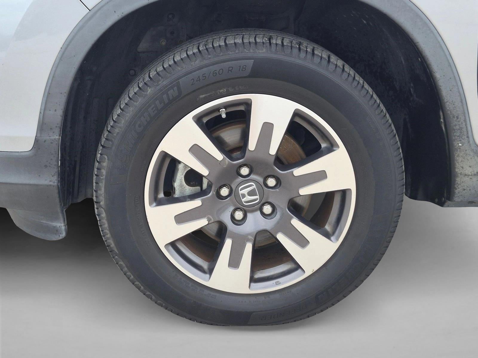 2017 Honda Ridgeline RTL-T 4x4 Crew Cab 5.3' Bed