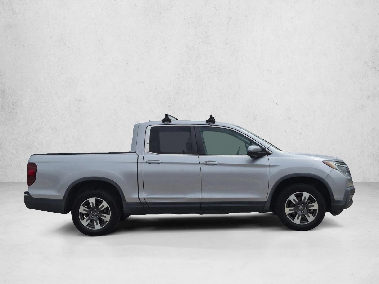 2017 Honda Ridgeline RTL-T 4x4 Crew Cab 5.3' Bed