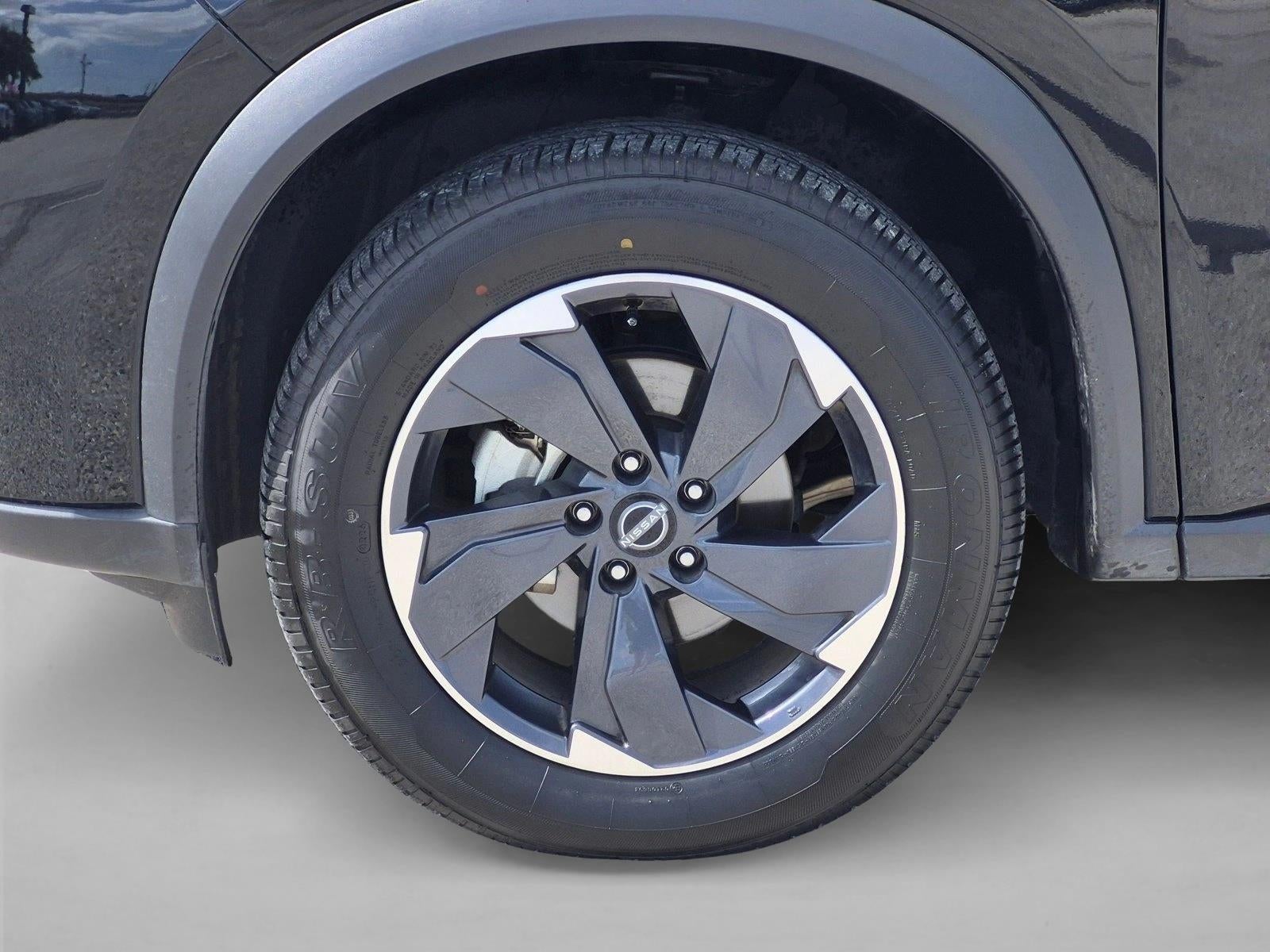 2025 Nissan Rogue FWD SV