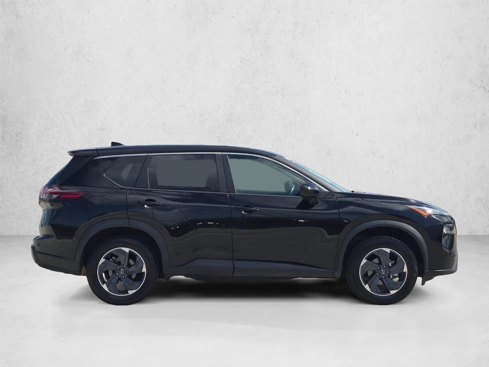 2025 Nissan Rogue FWD SV