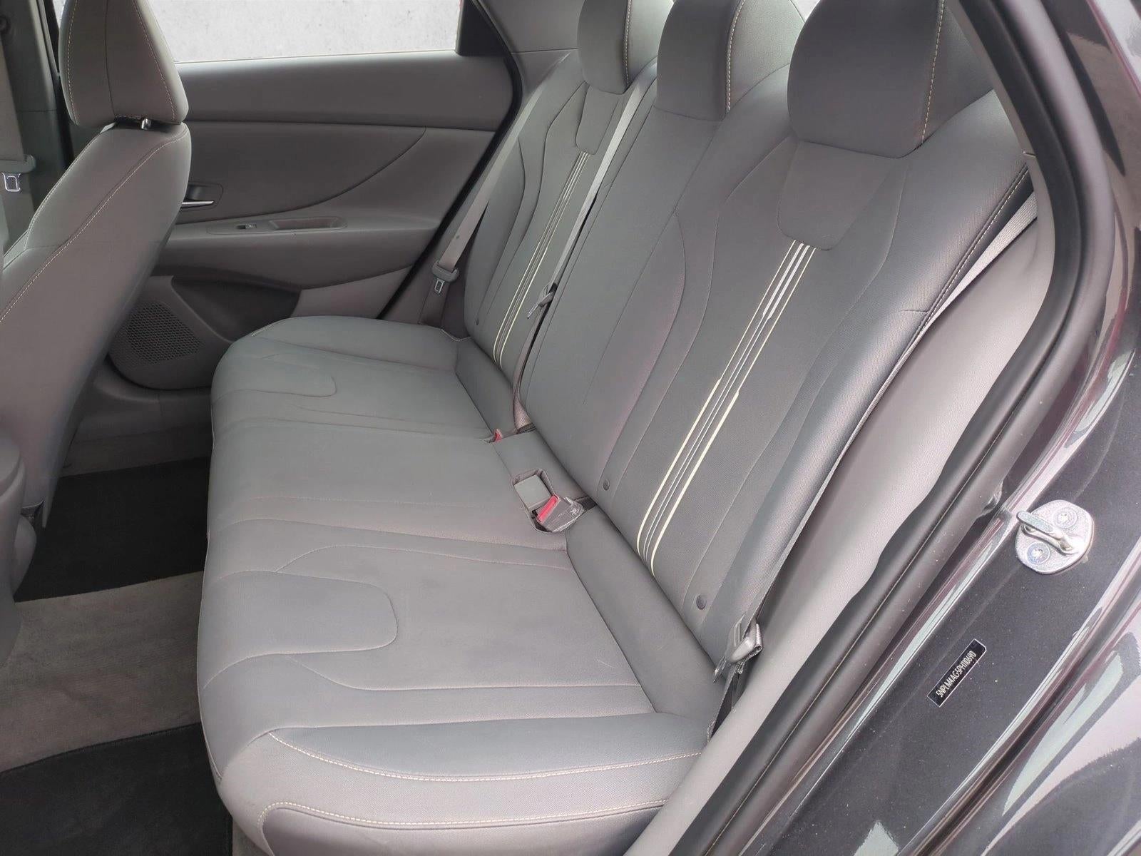 2023 Hyundai ELANTRA SEL IVT