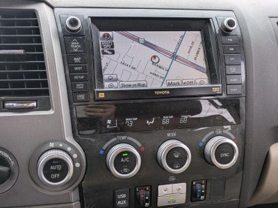 2011 Toyota Sequoia 4WD LV8 FFV 6-Spd AT Platinum (Natl)