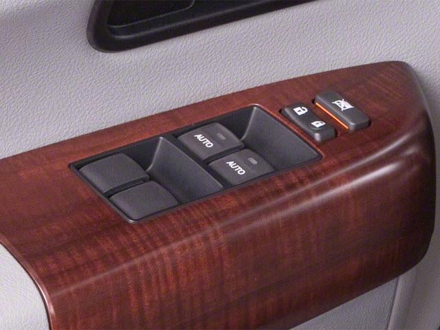 2011 Toyota Sequoia 4WD LV8 FFV 6-Spd AT Platinum (Natl)