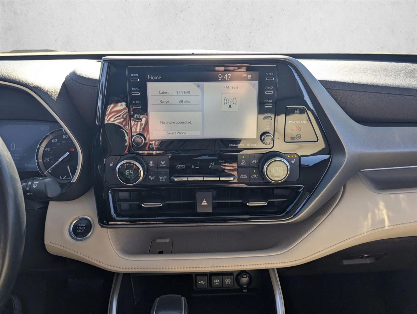 2020 Toyota Highlander XLE FWD (Natl)