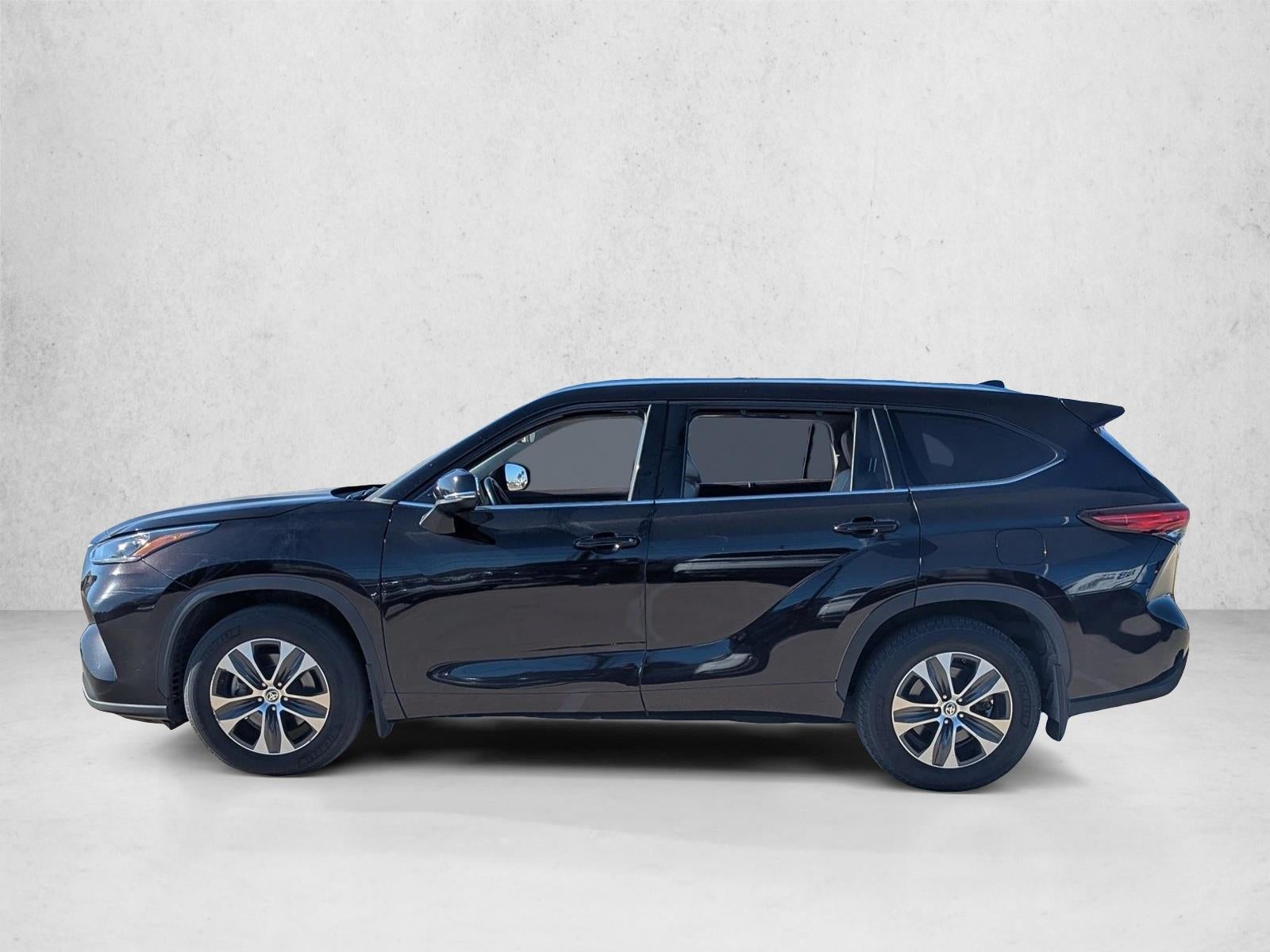 2020 Toyota Highlander XLE FWD (Natl)