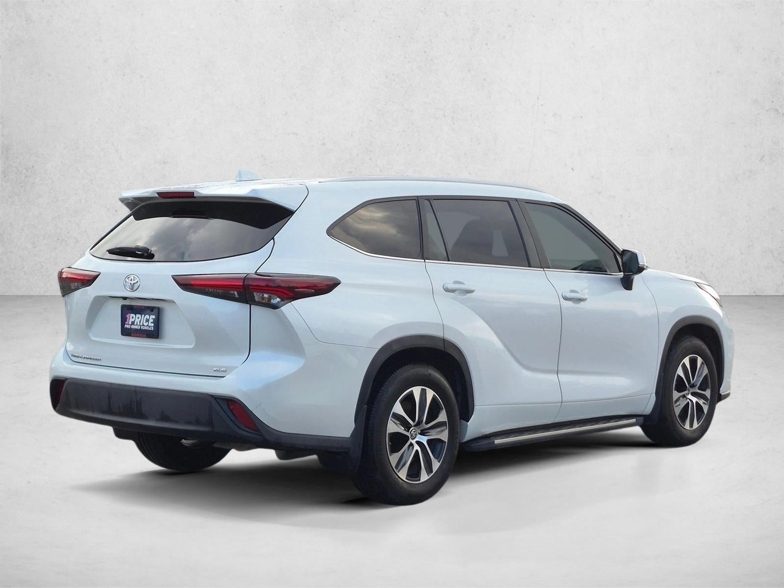 2024 Toyota Highlander XLE FWD (Natl)