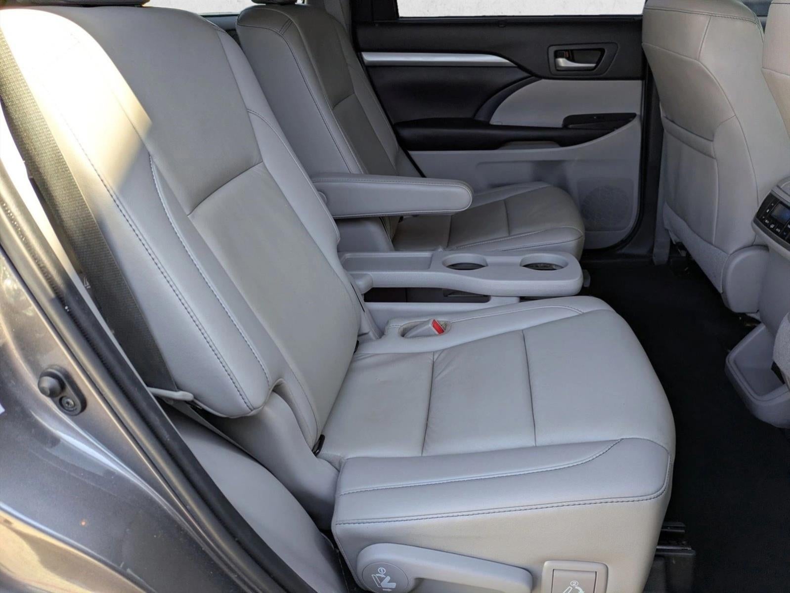 2019 Toyota Highlander XLE V6 FWD (Natl)