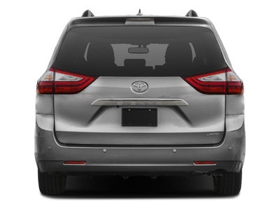 2017 Toyota Sienna XLE FWD 8-Passenger (Natl)