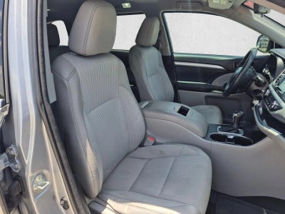 2015 Toyota Highlander FWD 4dr V6 LE Plus (SE)