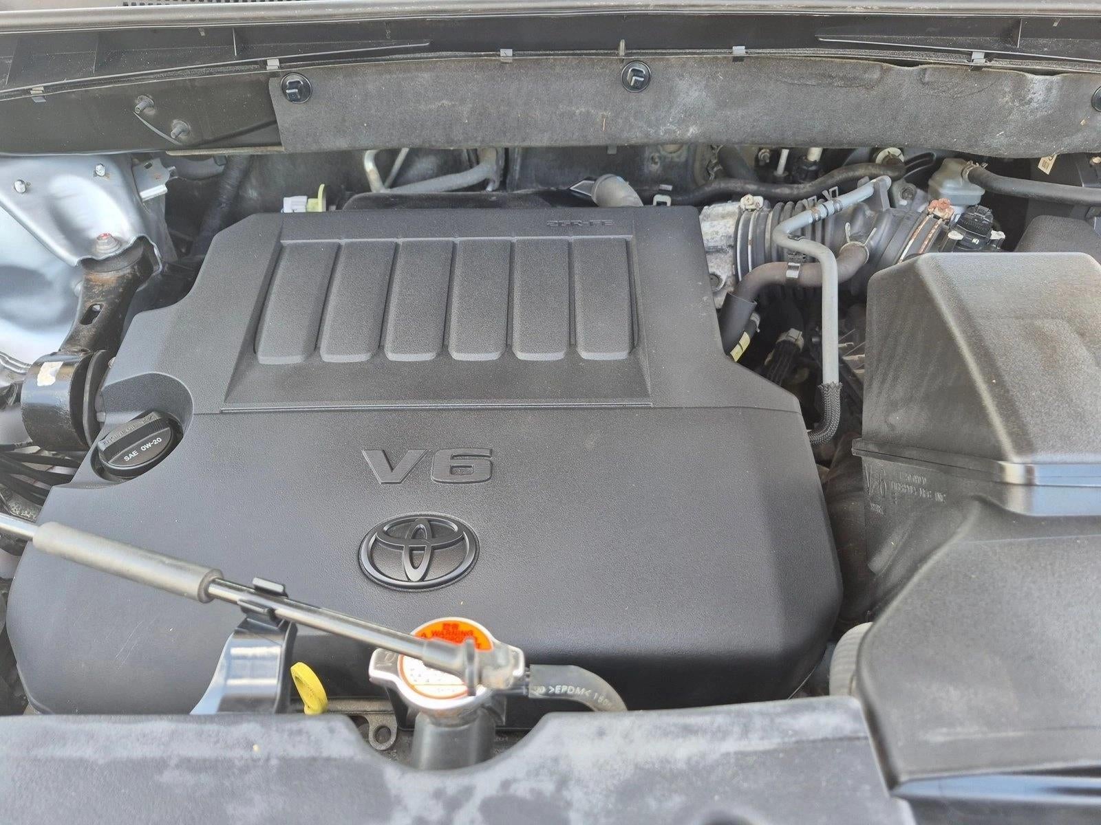 2015 Toyota Highlander FWD 4dr V6 LE Plus (SE)