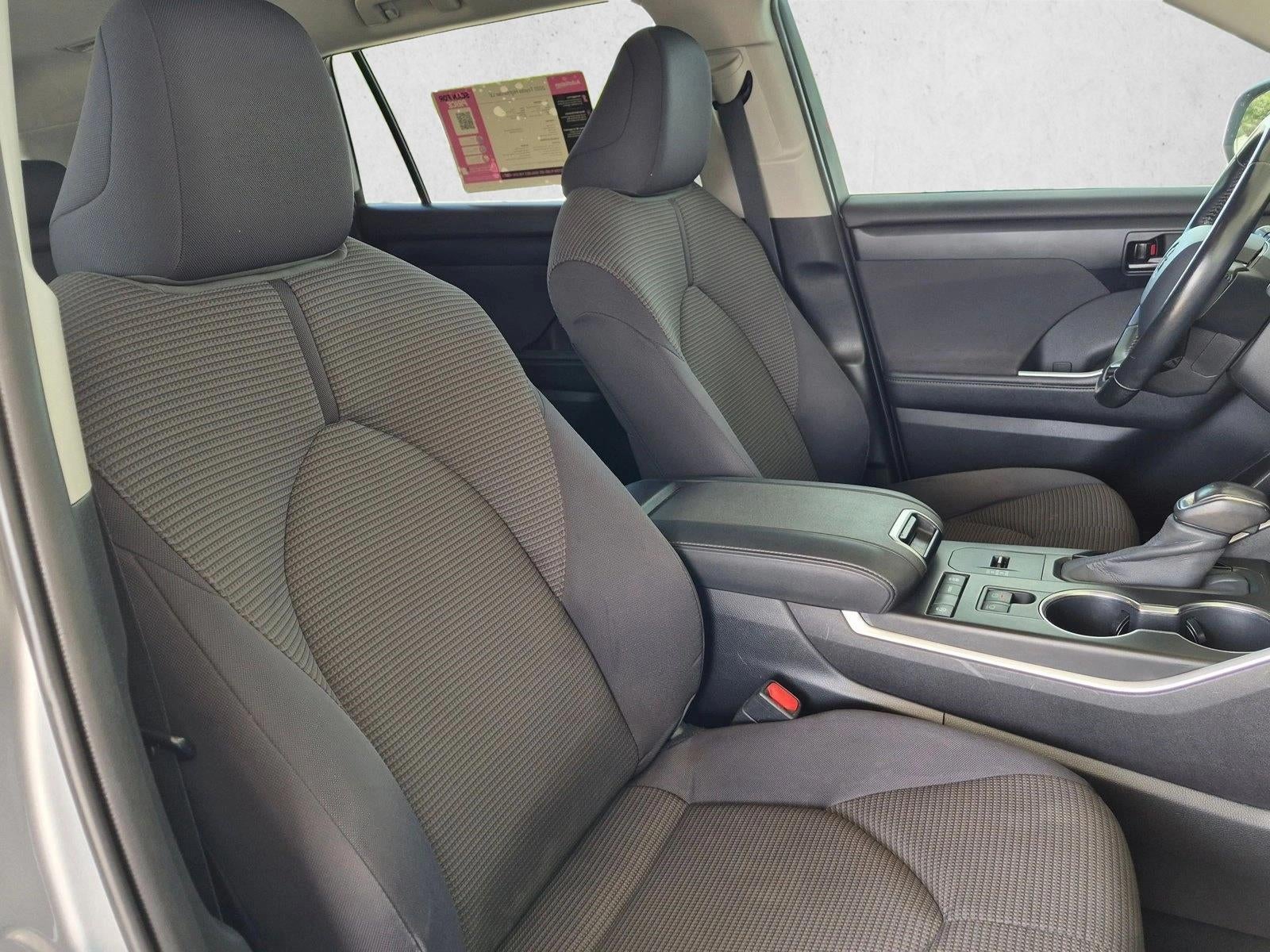 2020 Toyota Highlander LE FWD (GS)