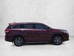2017 Toyota Highlander LE Plus V6 FWD (SE)