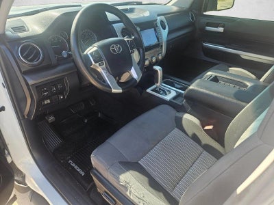 2017 Toyota Tundra 4WD 4WD SR5 CrewMax 5.5' Bed 5.7L FFV (SE)
