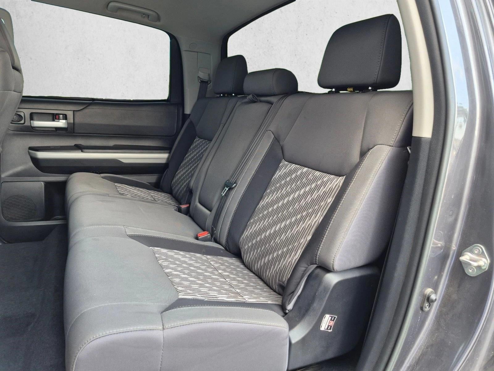 2019 Toyota Tundra 4WD 4WD SR5 CrewMax 5.5' Bed 5.7L FFV (SE)
