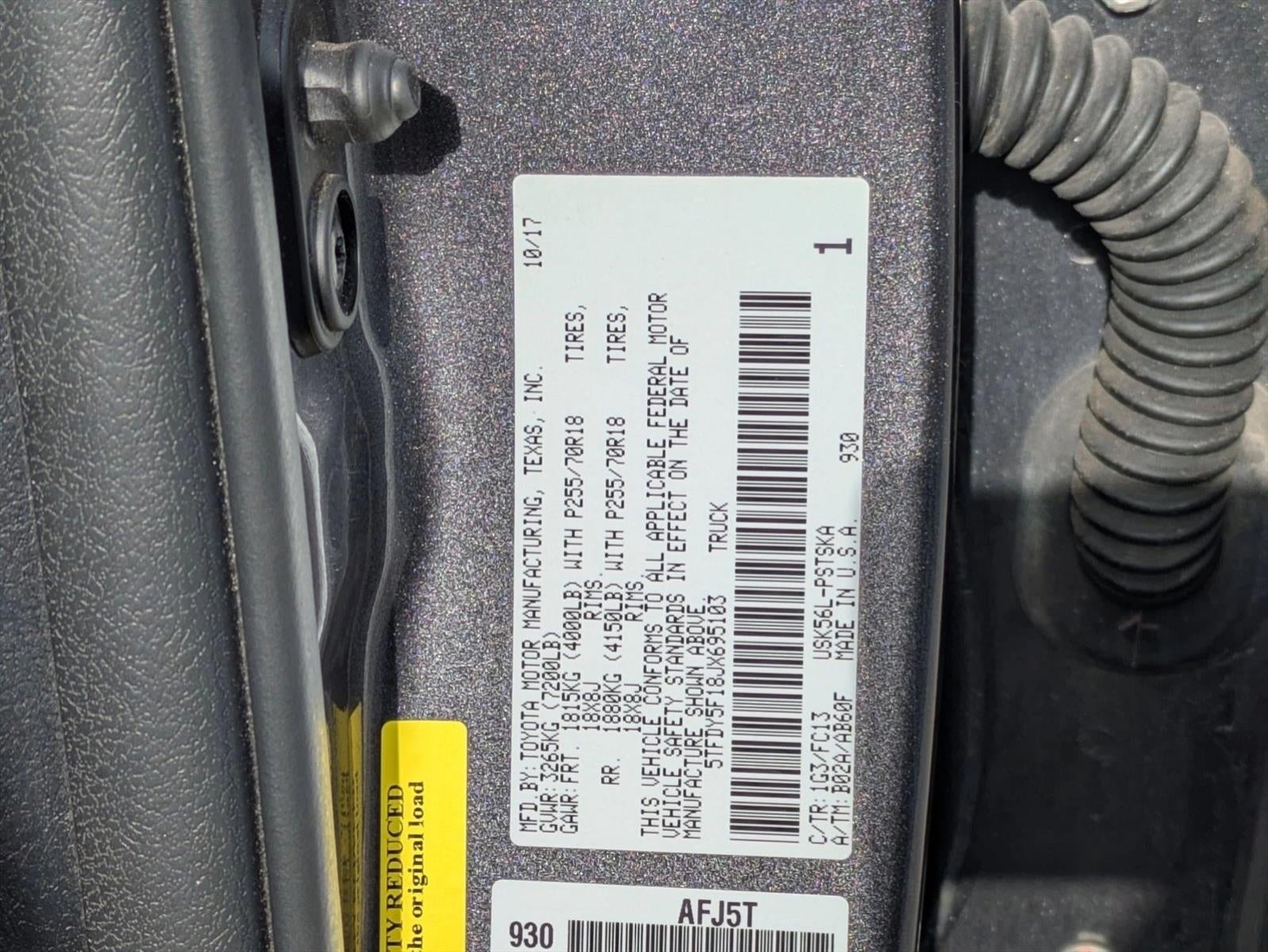 2018 Toyota Tundra 4WD 4WD SR5 CrewMax 5.5' Bed 5.7L (SE)