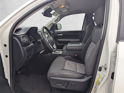 2018 Toyota Tundra 2WD 2WD SR5 CrewMax 5.5' Bed 5.7L (SE)
