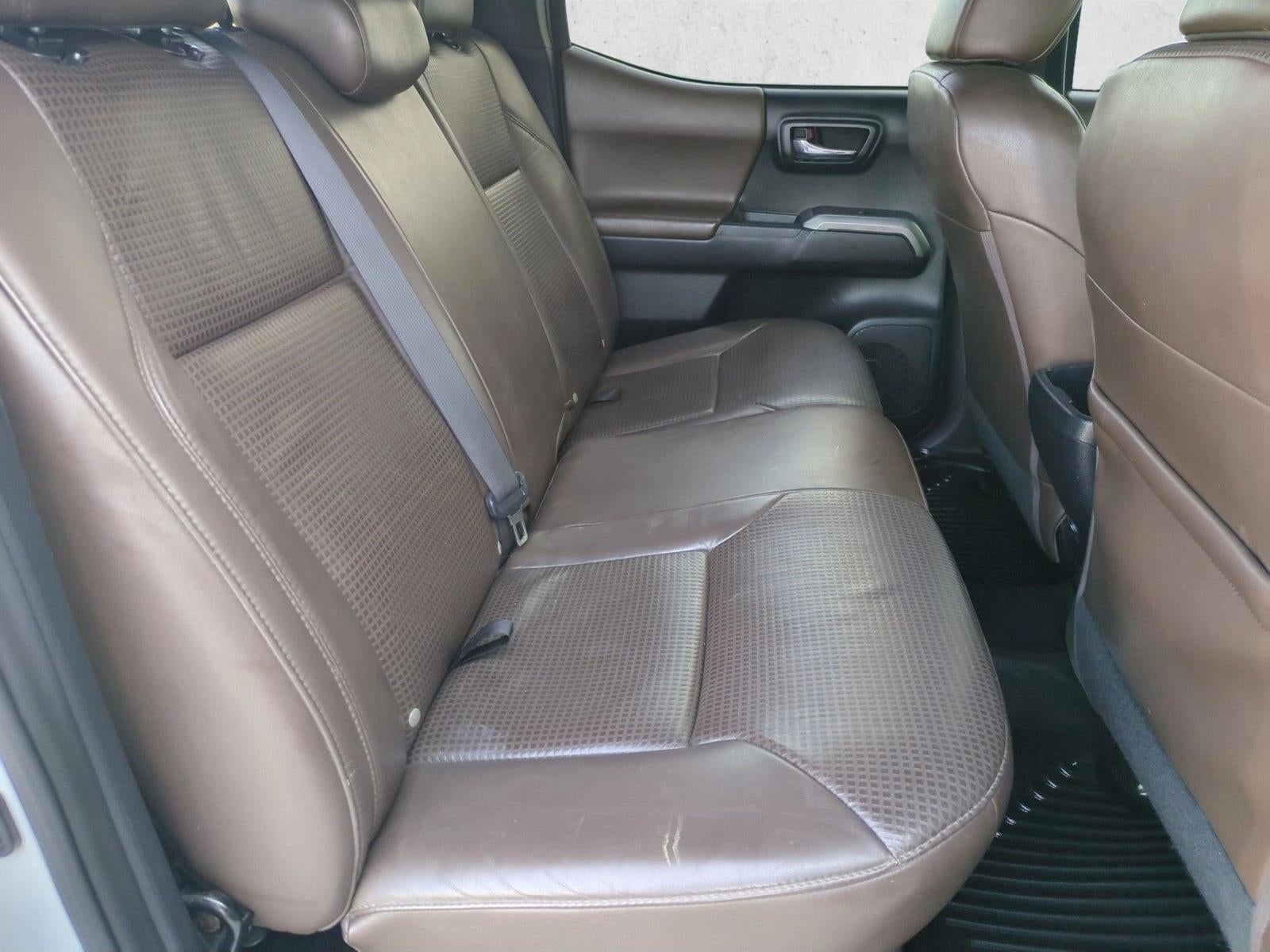 2017 Toyota Tacoma Limited Double Cab 5' Bed V6 4x4 AT (Natl)