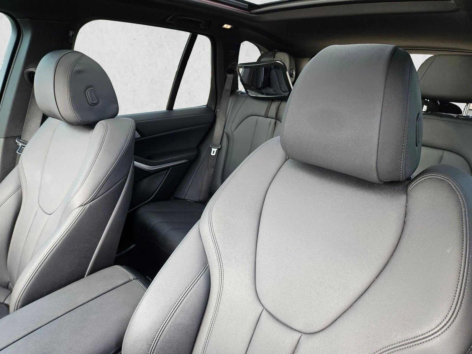 2022 BMW X5 sDrive40i Sports Activity Vehicle